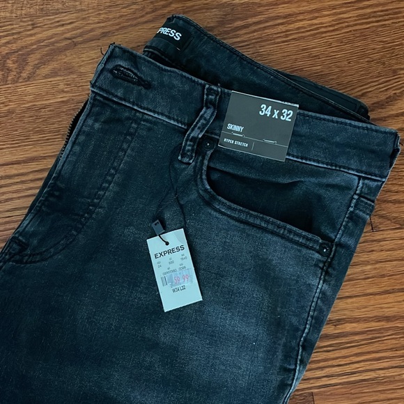 Express Jeans - Picture 2 of 3